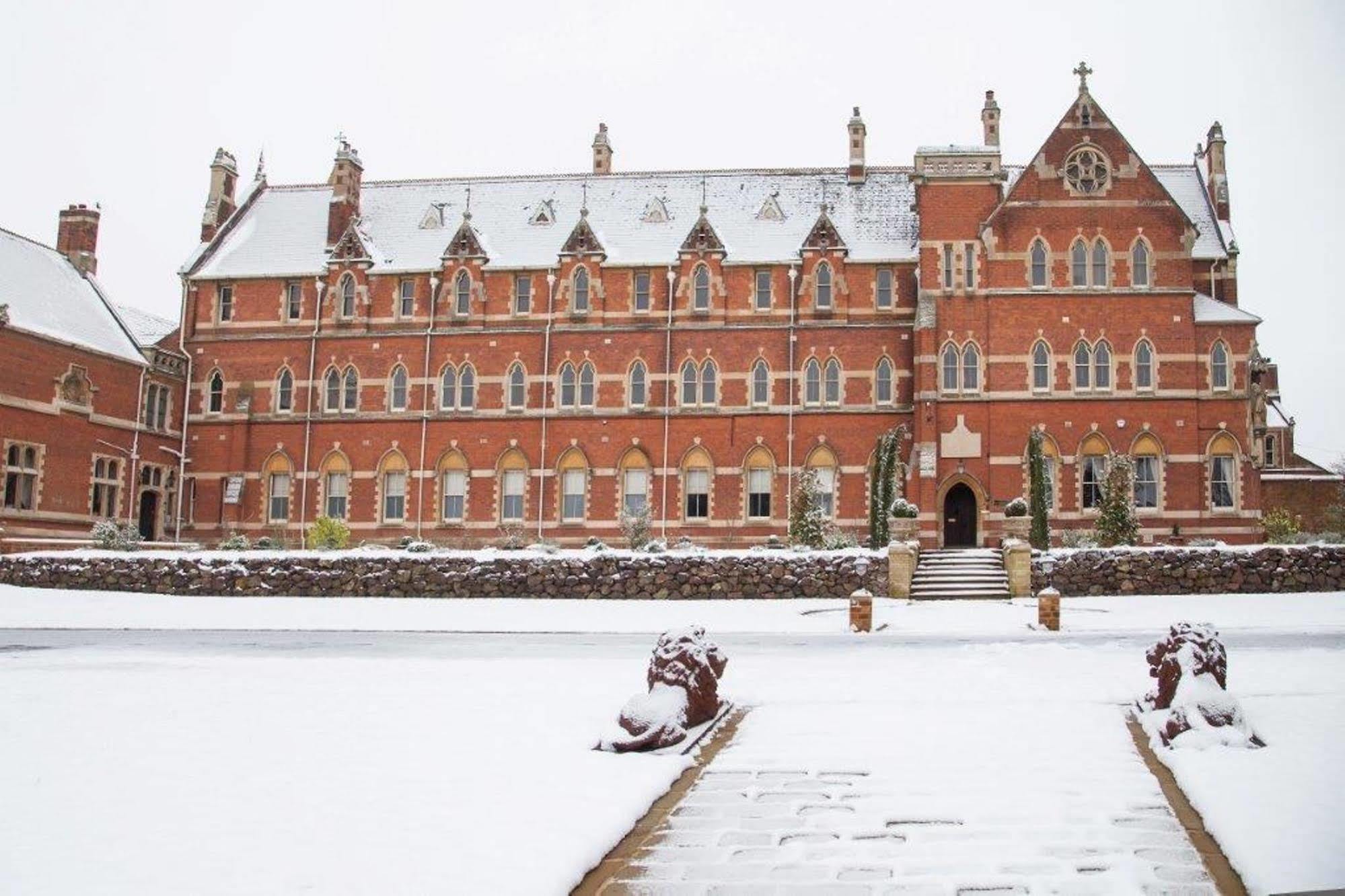 Stanbrook Abbey Hotel, Worcester Exterior foto